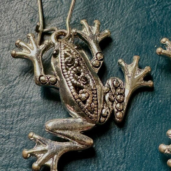 Silvertone Large Filigree Statement Frog Earrings - Picture 3 of 6